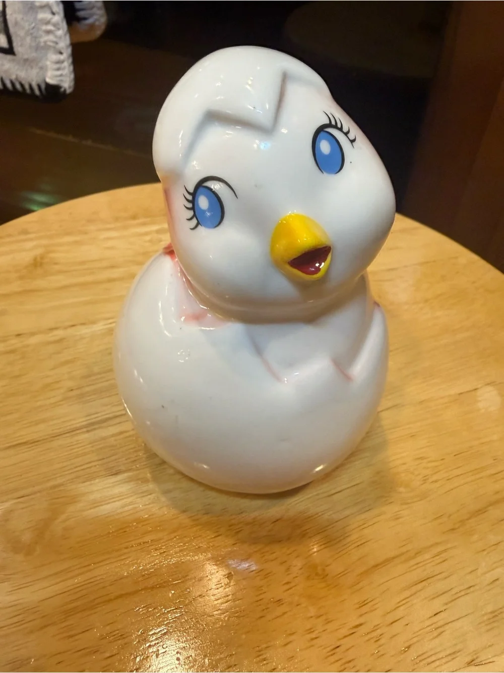 Ceramic White Target Spritz Chick Figurine Set of 3-Home Accents NEW!
